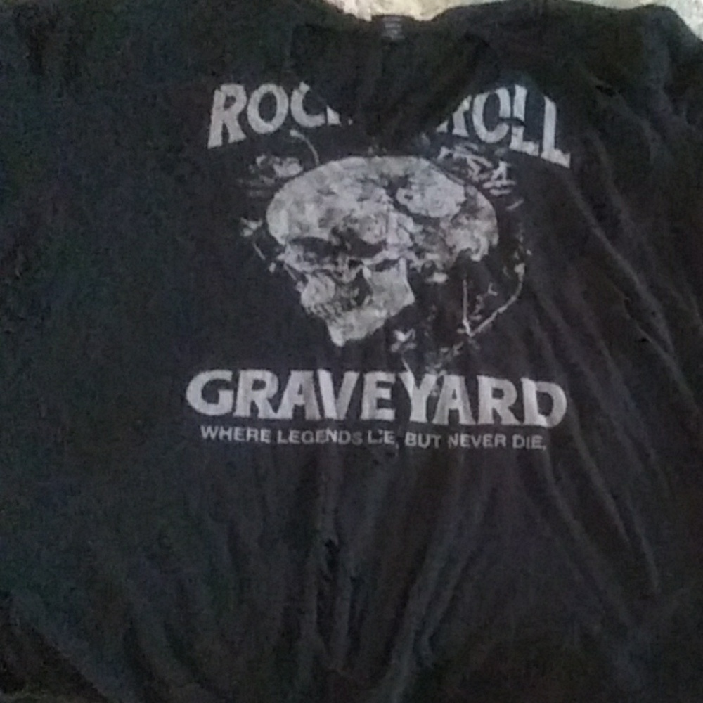 Cute torrid shirt